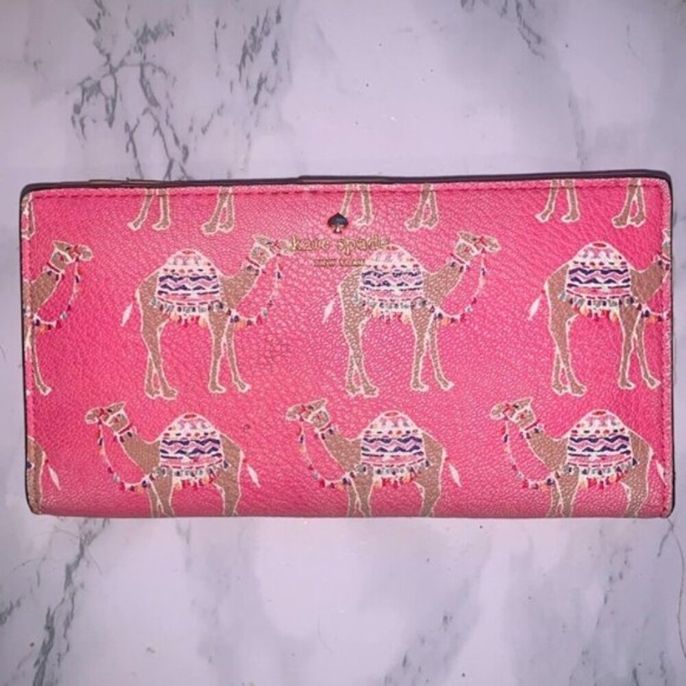 Kate Spade camel 🐪 pink wallet. Great condition. - Picture 2 of 7